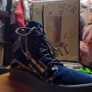 Giuseppe Zanotti | Shoes | Giuseppe Size 45 Made In Italy  display picture 3